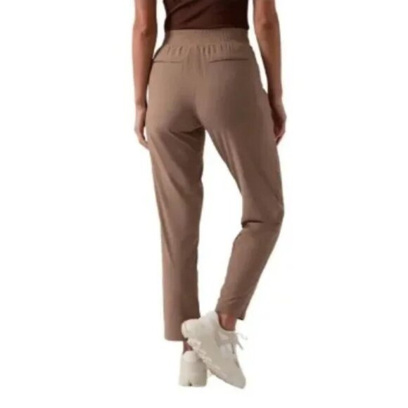 Athleta Brooklyn Ankle Pants Cappuccino with Ribbed Sides sz 10 - Picture 3 of 6